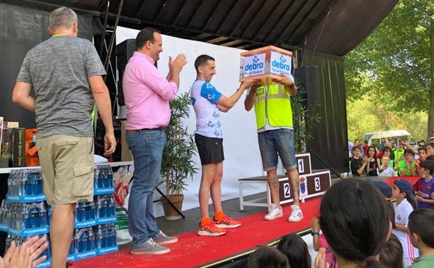 La VIII Carrera Solidaria de Santa Marta logra recaudar casi 3.000 euros para la asociación DEBRA