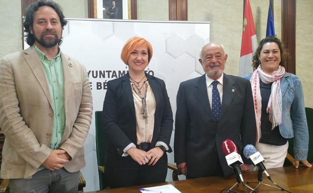 Firmado el convenio entre Béjar con Cáritas Interparroquial