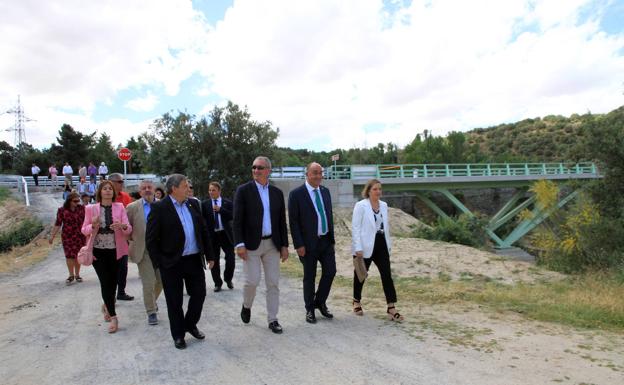 Abre al tráfico el nuevo puente sobre el Eresma en Bernardos