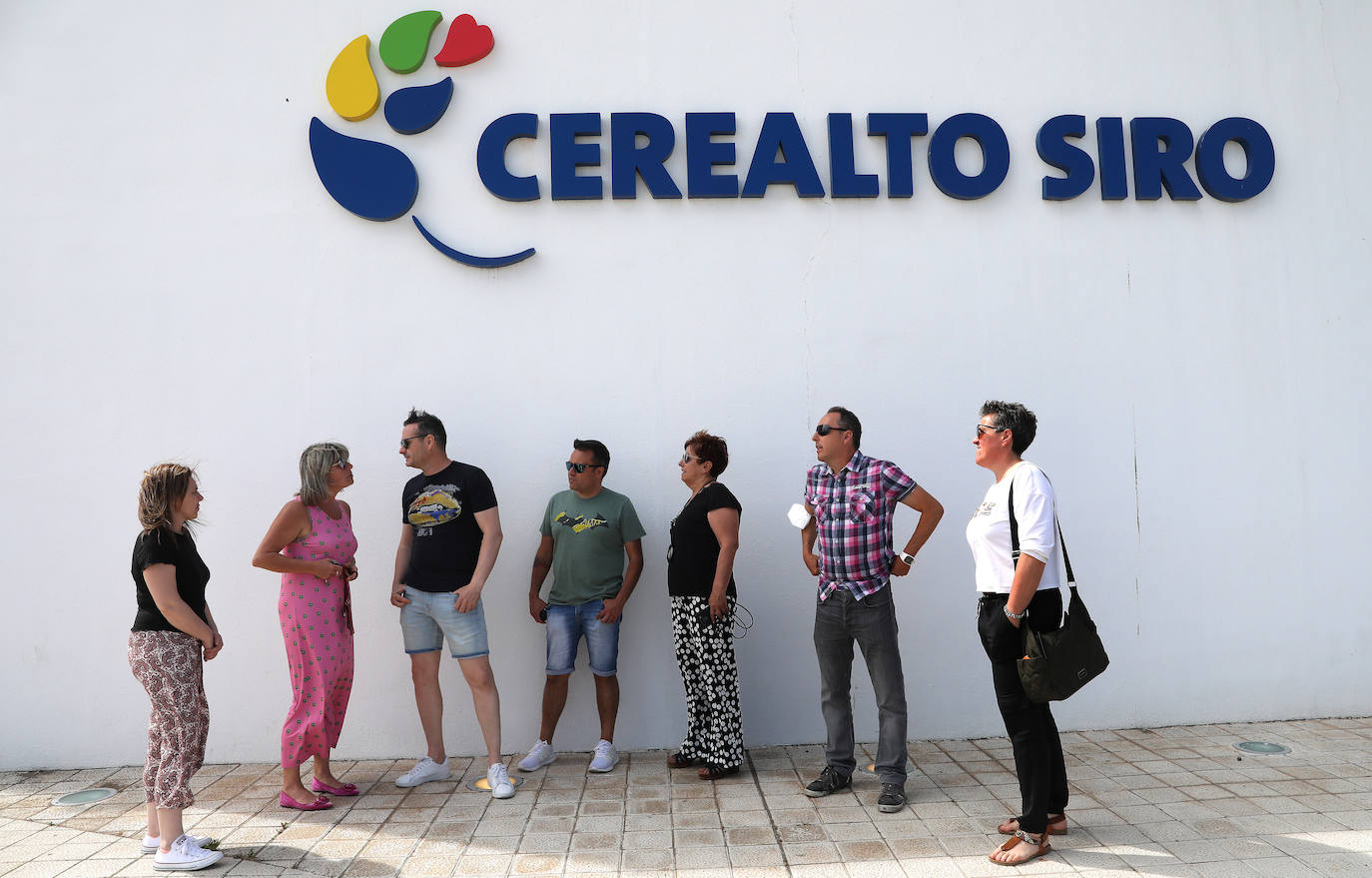 Los trabajadores de Siro se aferran a la lucha en la calle para evitar el cierre