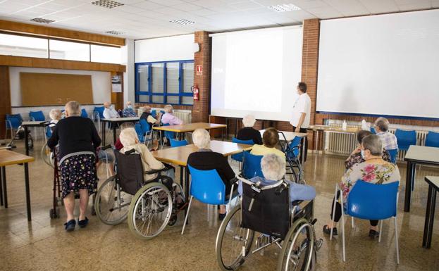 Detenido el director de una residencia de ancianos por estafar a 21 usuarios con el cobro de las mensualidades