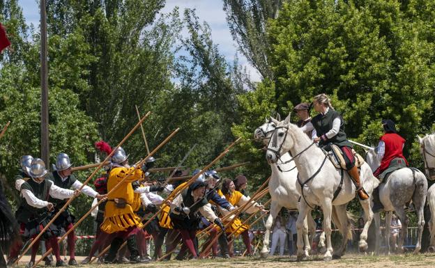 Salamanca recrea junto al Tormes la batalla de los Tercios Españoles