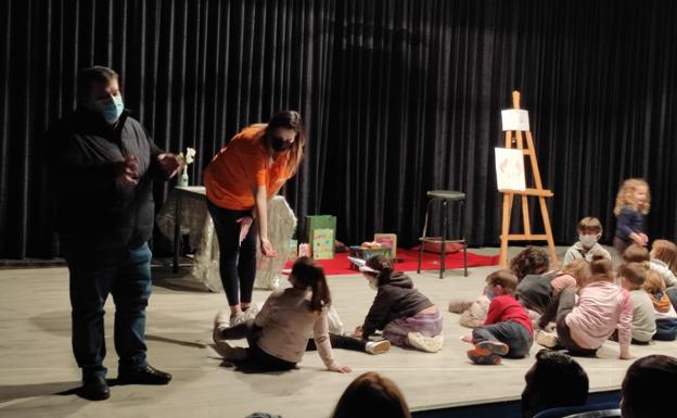 Tres nuevas sesiones de cuentacuentos cierran el curso en Santa Marta