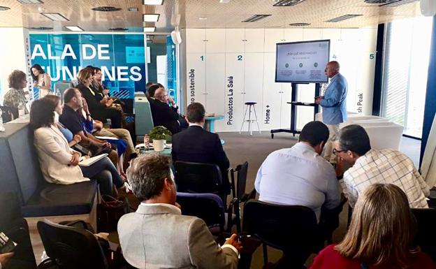 El Ayuntamiento presenta Abioinnova en el primer encuentro de la Red de Incubadoras de Alta Tecnología de Cádiz