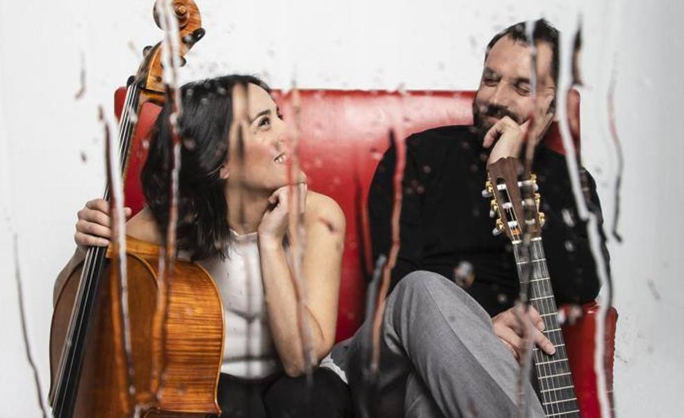 El dúo Zaruk presenta su disco 'Agua' en el Patio Corsario de Valladolid