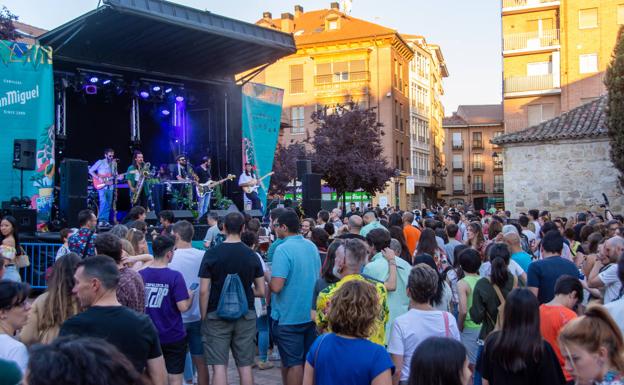 Alberto & García y Delaporte llenan San Miguel en el primer concierto del Palencia Sonora
