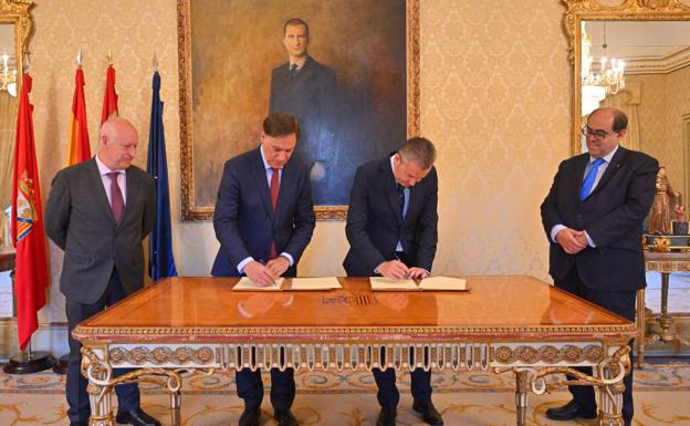 El Ayuntamiento y NTT Data se unen para retener el talento joven en el sector tecnológico