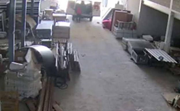 Cae de nuevo un cabecilla del clan de Los Píos por desvalijar una empresa de Boecillo