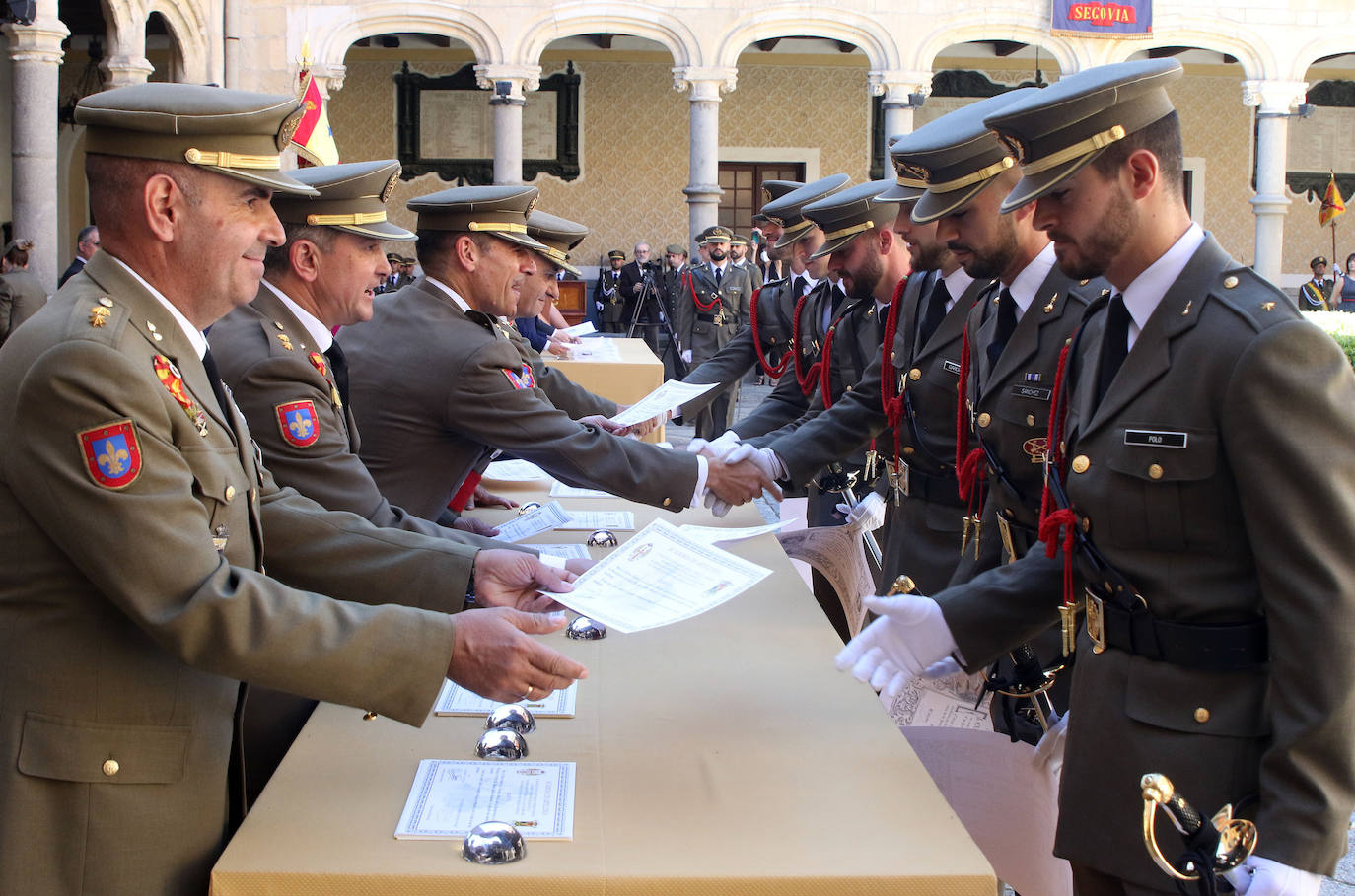 La Academia de Artillería cierra el curso de la vuelta a la normalidad