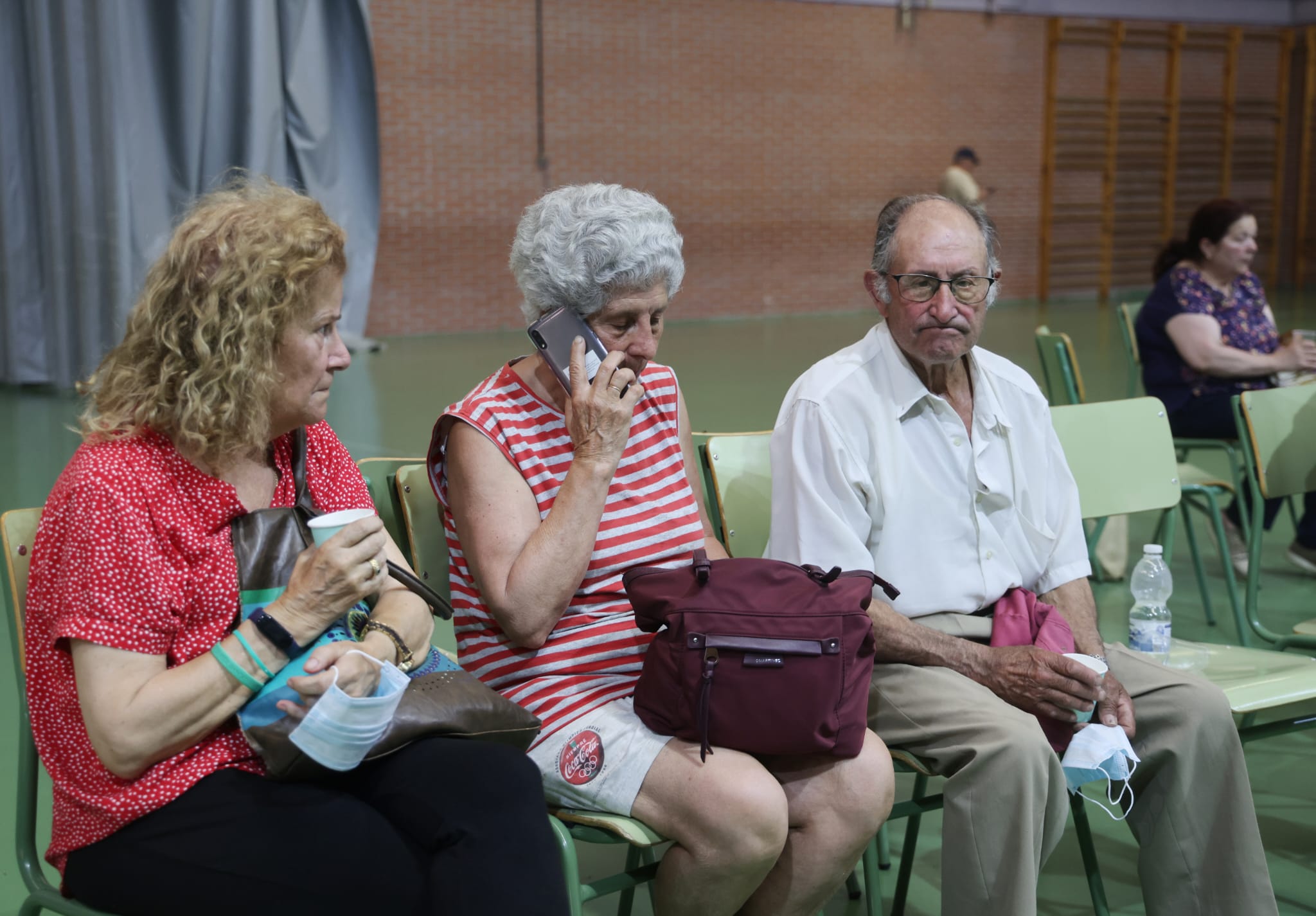 «Nos dicen que el fuego no ha llegado a las casas, pero yo quiero verlo»