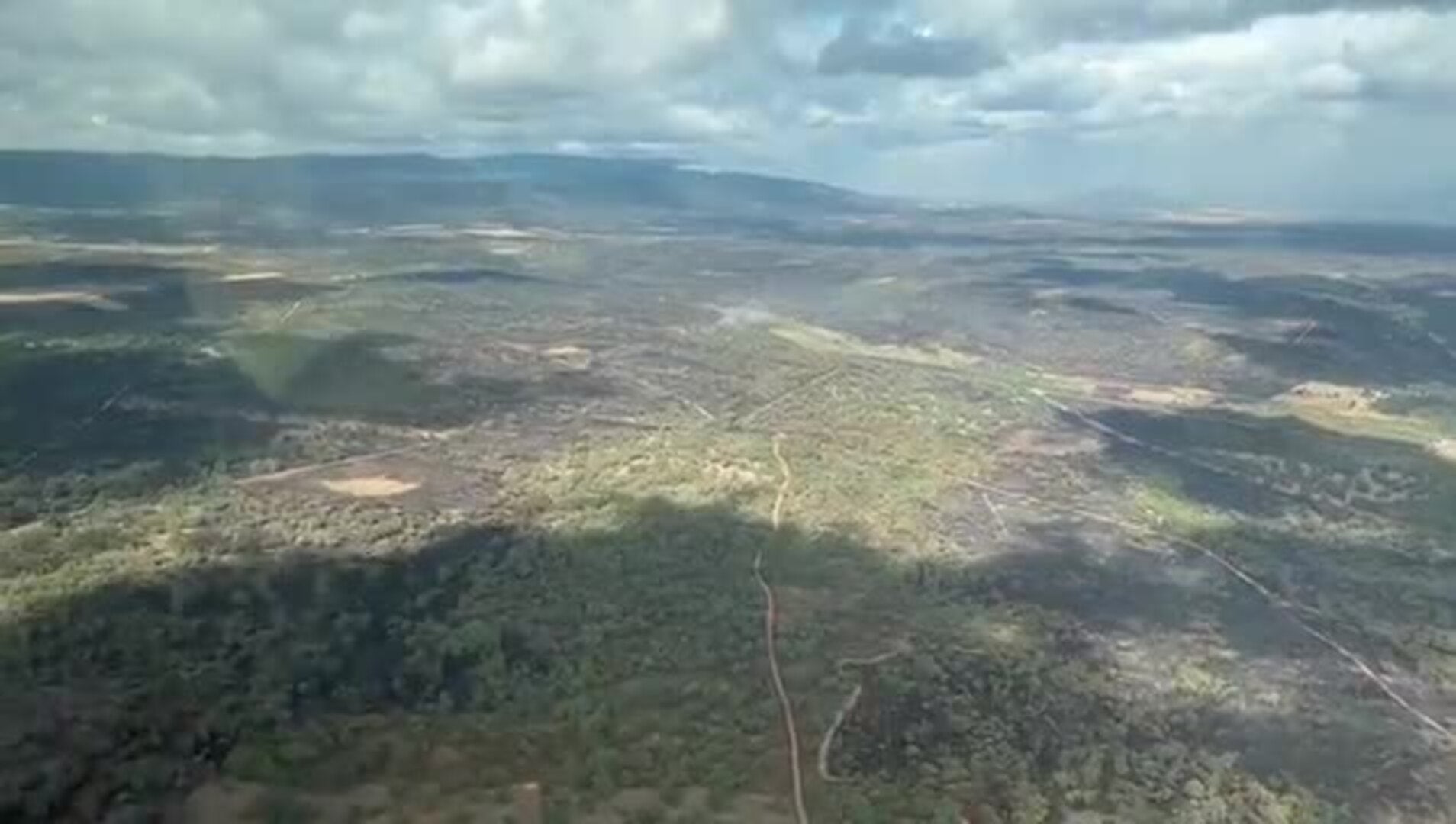 Vista general de la zona quemada en la Sierra de la Culebra de Zamora