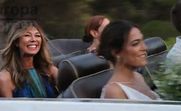 Andrea, hija de Pepe Navarro y Eva Zaldívar, se dan el «sí, quiero» en Ibiza