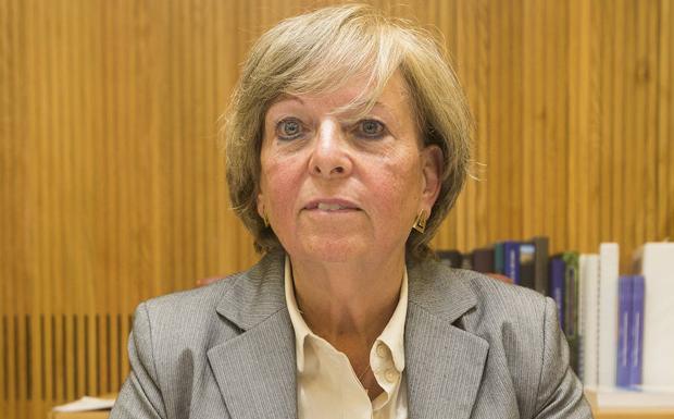 Cristina Danés deja la CHD al jubilarse tras 36 años en la administración