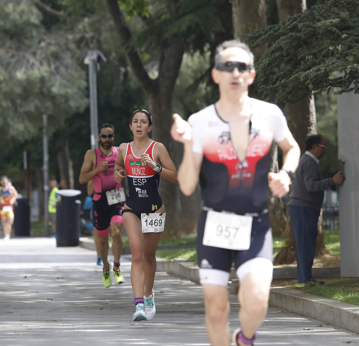 Borja Martín y Laura Fermoso reinan en el décimo Triatlón 'Ciudad de Palencia'