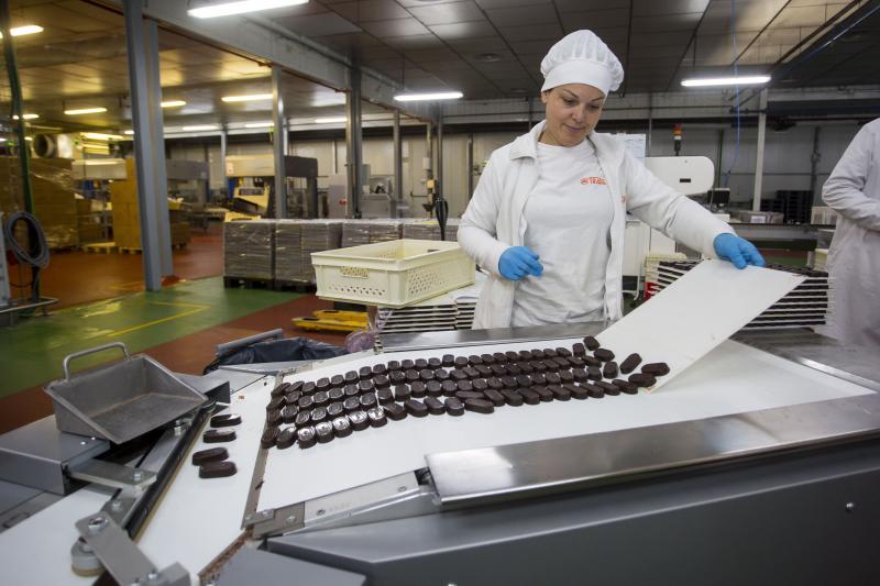 Alimentación y automoción se disputan el liderazgo industrial