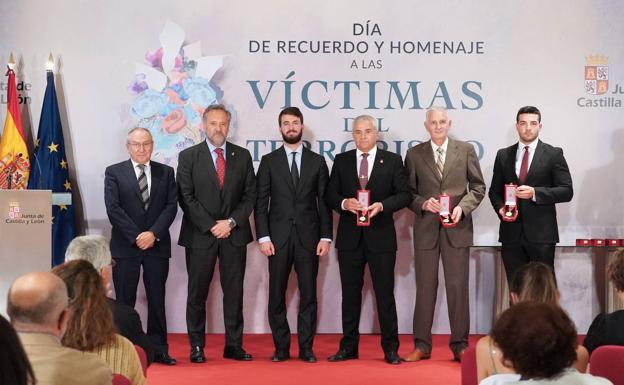 La Junta realizará un censo de sepulturas de todas las víctimas del terrorismo en Castilla y León