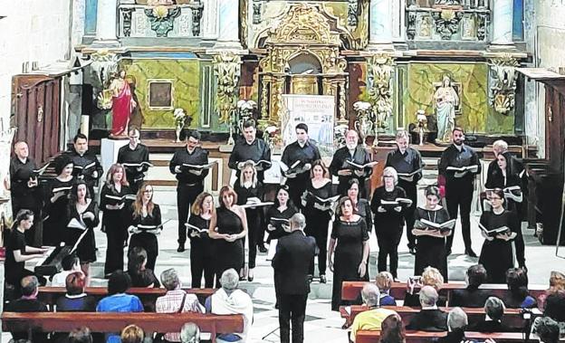 Ribas de Campos celebra un concierto para dotar al monasterio de electricidad