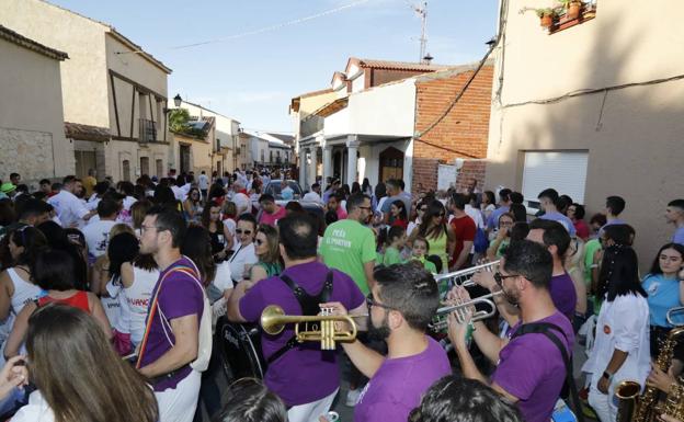 Traspinedo se zambulle en sus fiestas esperando respuestas sobre la muerte de Esther López