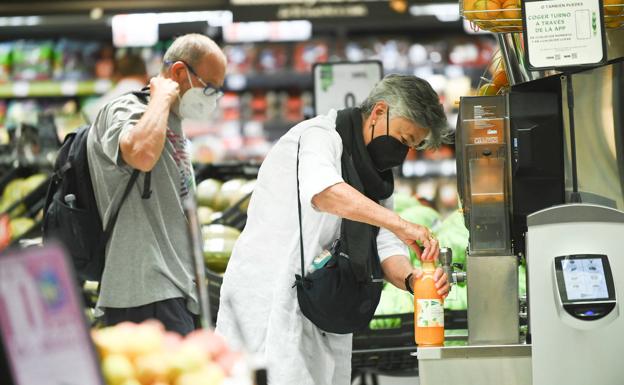 El termómetro de la covid en Valladolid: más mascarillas y más antígenos