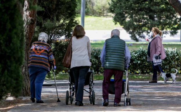 La Junta abonará hasta 78,3 euros diarios por plaza concertada en centros y residencias privadas