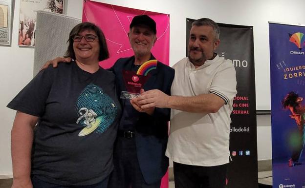 Javier Angulo, director de la Seminci de Valladolid, recibe el premio Triángulo Rosa 2022