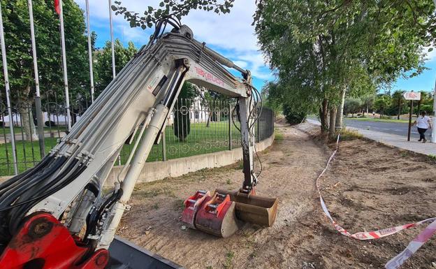 Un carril de bici en el puente de Felipe VI mejora la movilidad entre las márgenes del río en Salamanca