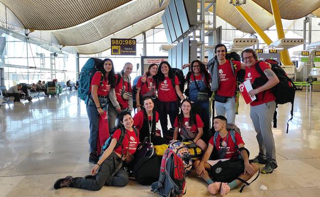 Dos jóvenes de Cáritas Salamanca inician su voluntariado internacional en Ecuador