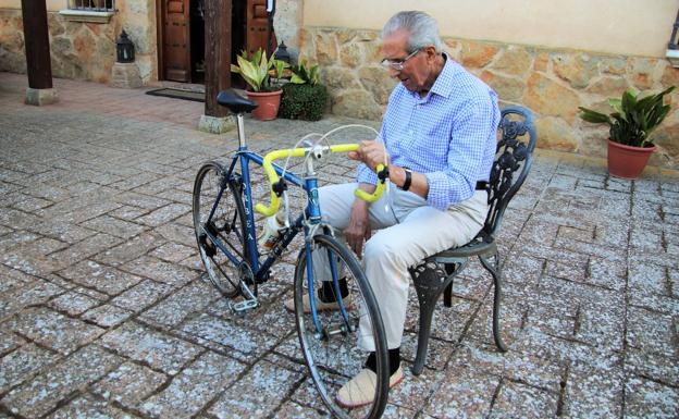 El tour de Francia felicita a Federico Bahamontes por sus 94 años a través de Twitter