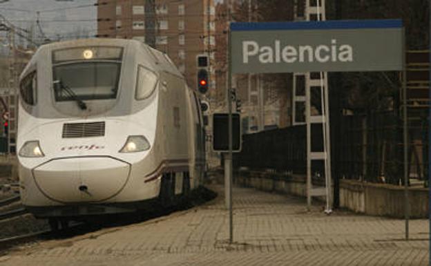 Una avería en el tren Madrid-Santander deja tirados a 175 pasajeros en Palencia