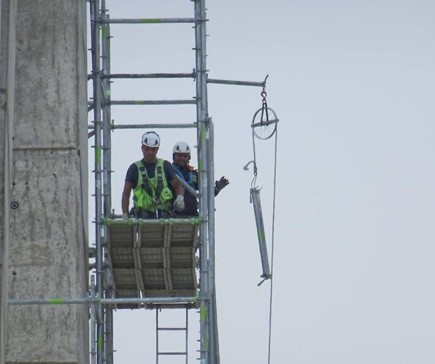 Obras en las velas del puente de Hispanoamérica en Valladolid