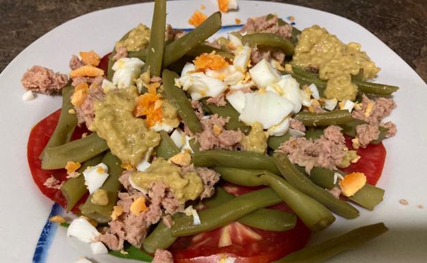 Ensalada de judías verdes y tomate natural