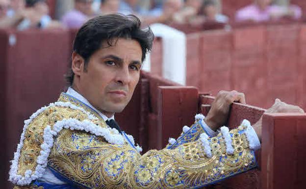 Fran Rivera, ausente en el homenaje a la familia Rivera en la plaza de toros de Vejer