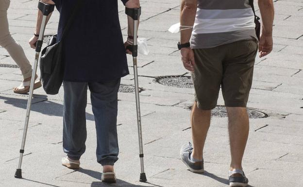 El absentismo laboral por enfermedad común crece un 49% con bajas menos prolongadas