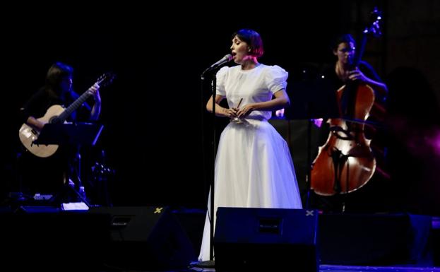 El talento de Teresa Salgueiro llena de magia las 'Noches de San Benito'