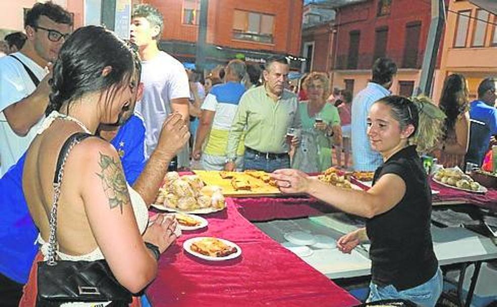 Torquemada muestra devoción por la cerveza