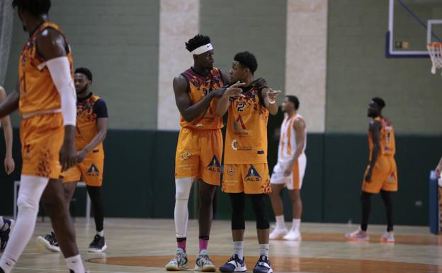 El CD Carbajosa, de la LEB Plata a la Primera Nacional en meses