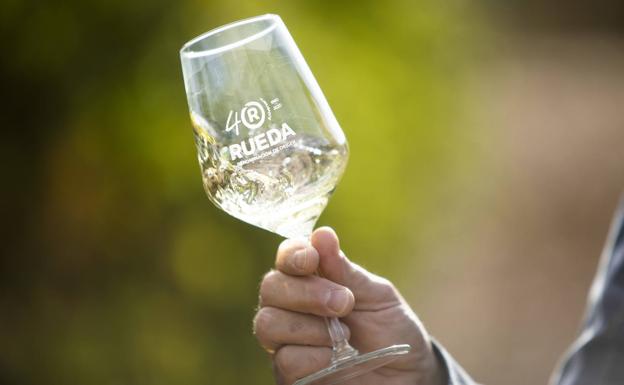 La verdejo de Rueda: «La joya del vino blanco» para la revista alemana 'Meininger Weinwirtschaft'