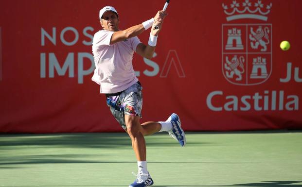 Fernando Verdasco avanza a segunda ronda en El Espinar