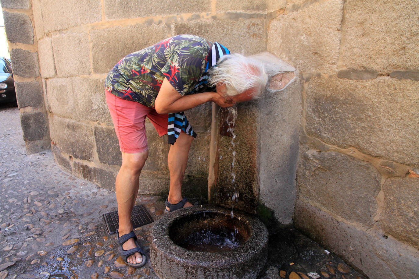 La ola de calor eleva un 18% el consumo de agua este mes en Segovia con respecto a 2021