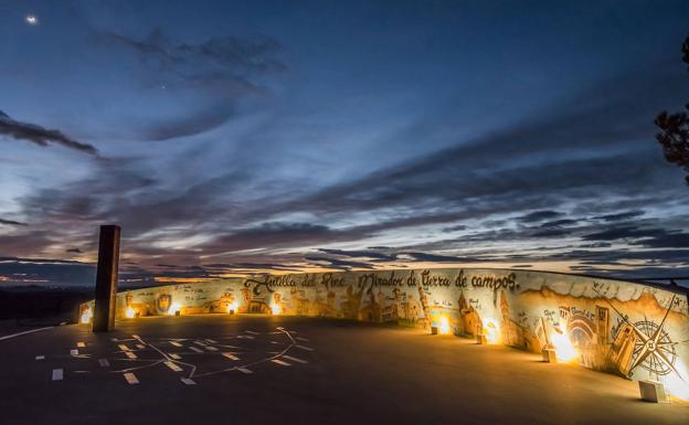 Tradiciones, monumentos y parajes en un pueblo volcado con su patrimonio