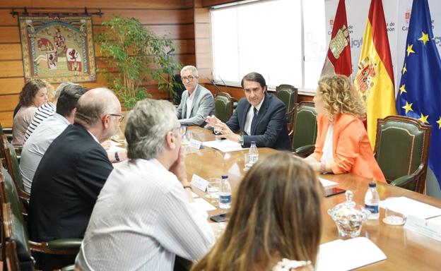 El Diálogo Social avala aumentar las ayudas a la vivienda para jóvenes en el medio rural