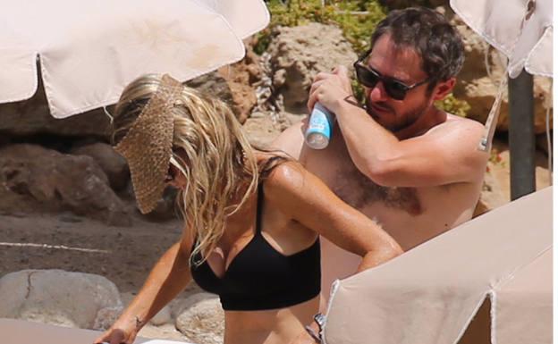 Amelia Bono y Manuel Martos disfrutan juntos de unas vacaciones familiares en Ibiza