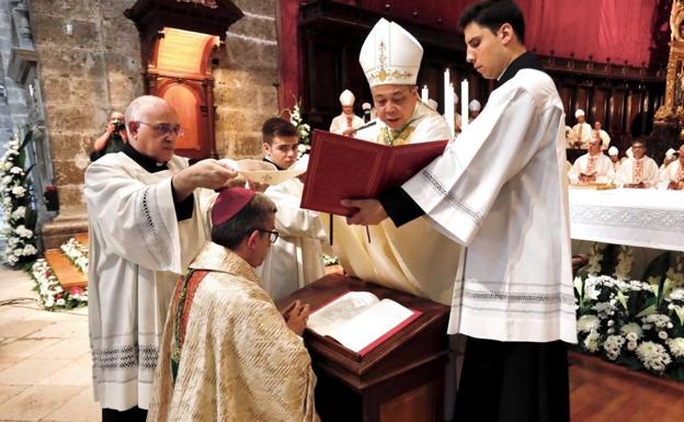 Luis Argüello se convierte en nuevo arzobispo de Valladolid ante más de medio centenar de obispos