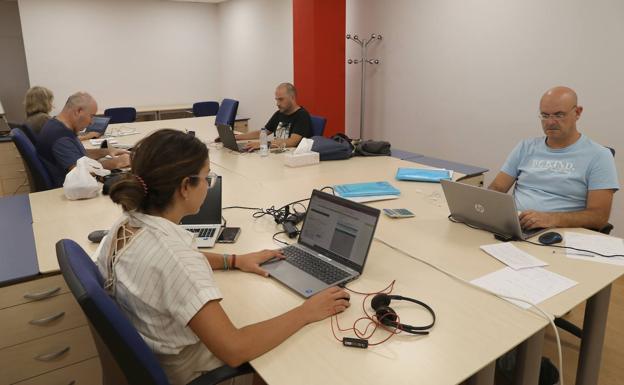 El espacio 'coworking' de la Cámara en Palencia crece un 28,5% hasta julio con respecto a 2019