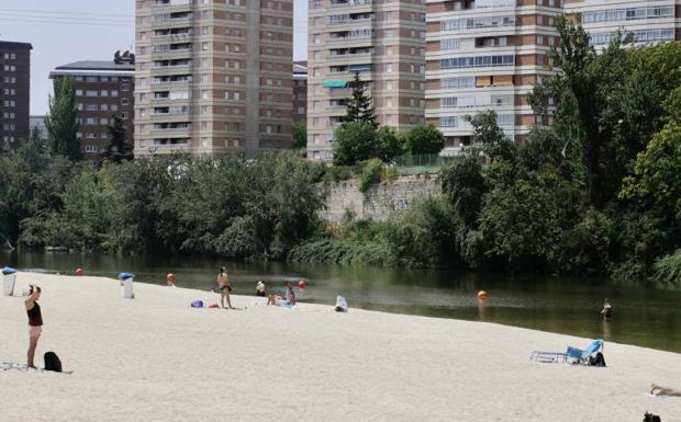 El PP denuncia ante la Policía Local la falta de información municipal sobre el agua de Las Moreras