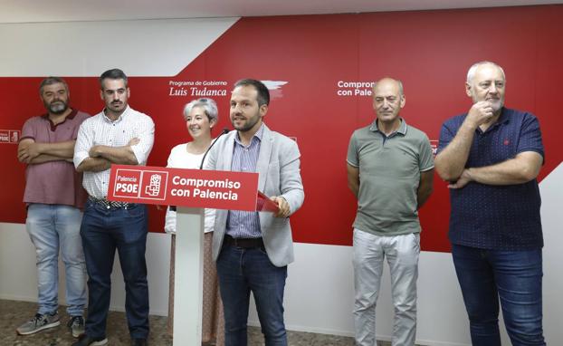 El PSOE insiste en que cuatro médicos no pueden atender a diez mil personas en Cervera