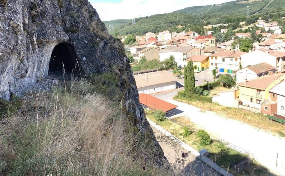 Velilla del Río Carrión: entre minas romanas y huellas de osos