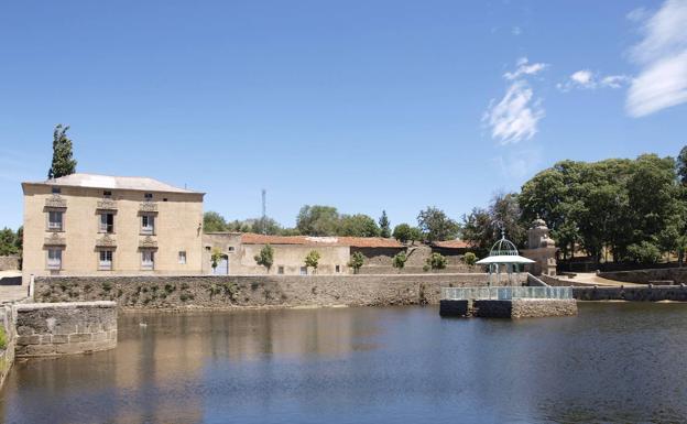 El Bosque de Béjar acogerá una visita teatralizada que se adentrará en los misterios del jardín