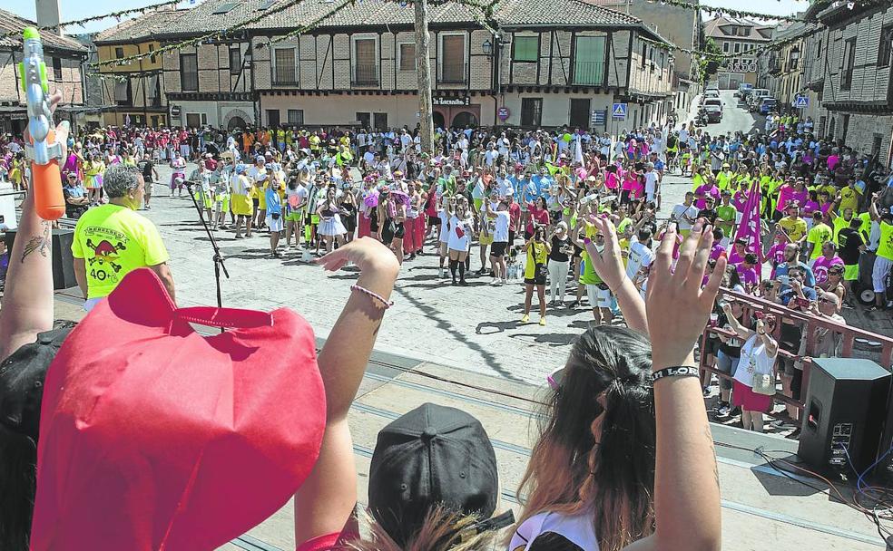 San Lorenzo enarbola su patriotismo de barrio