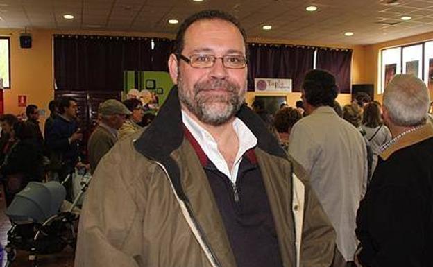 Dimite el portavoz del Partido Popular en el Ayuntamiento de Nava, Eduardo Verdugo